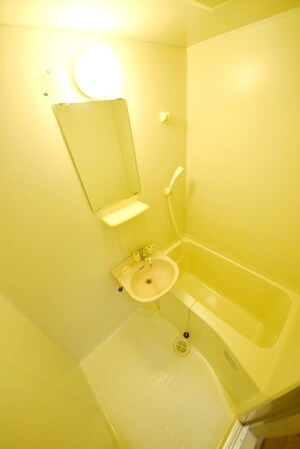 アブレスト西日暮里の物件内観写真